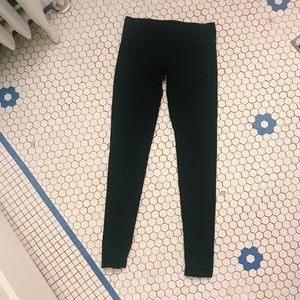 Lululemon sz 4 black leggings!